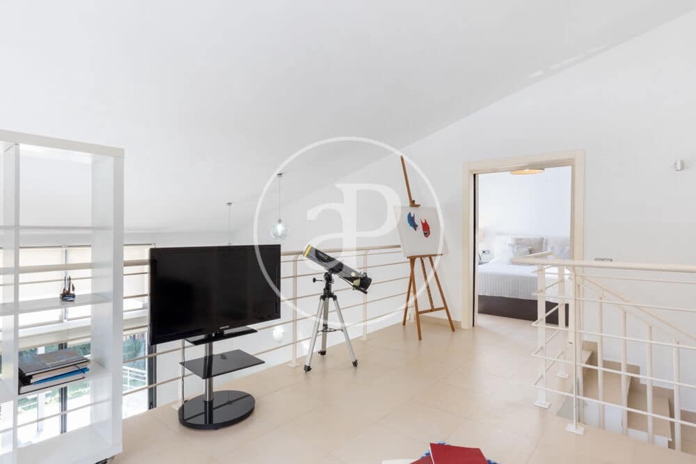 4 soverom Villa til salgs i Oropesa  med svømmebasseng - € 880 000 (Ref: 10005716)