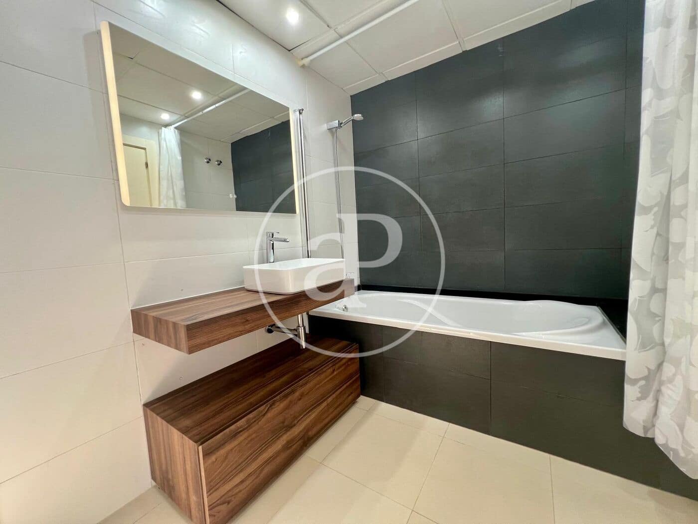4 Zimmer Villa zu verkaufen in Oropesa  mit Pool - 830.000 € (Ref: 10005716)