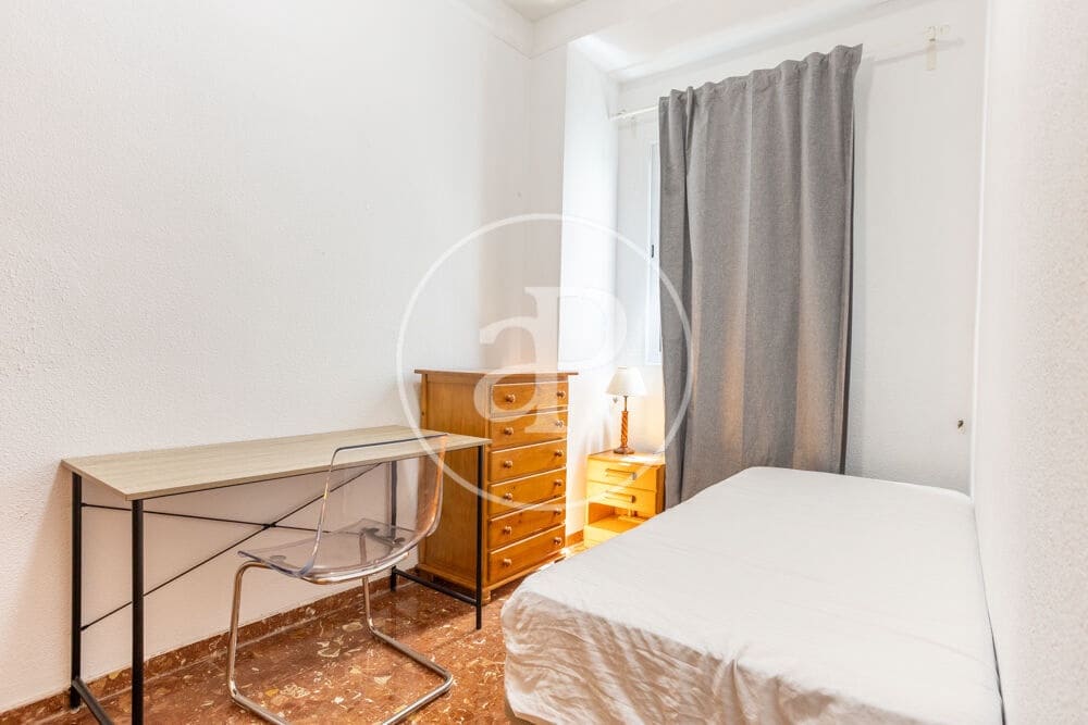 4 Zimmer Apartment zu vermieten in Valencia Stadt - 1.600 € (Ref: 10005717)