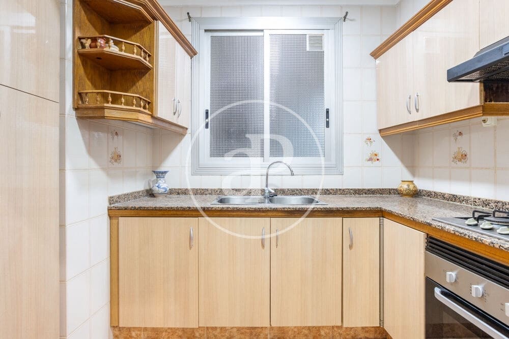 4 Zimmer Apartment zu vermieten in Valencia Stadt - 1.600 € (Ref: 10005717)