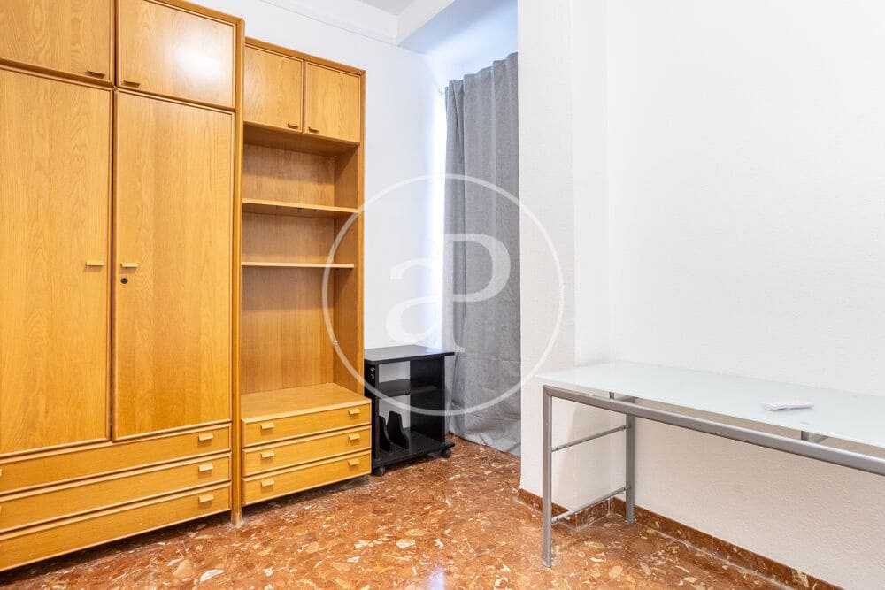 4 Zimmer Apartment zu vermieten in Valencia Stadt - 1.600 € (Ref: 10005717)