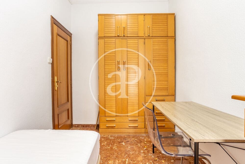 4 Zimmer Apartment zu vermieten in Valencia Stadt - 1.600 € (Ref: 10005717)