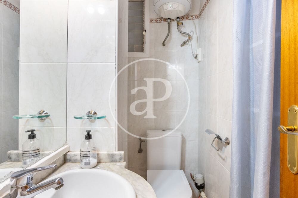 4 Zimmer Apartment zu vermieten in Valencia Stadt - 1.600 € (Ref: 10005717)