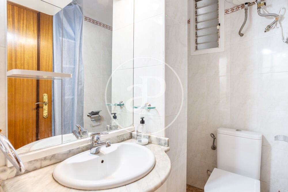 4 Zimmer Apartment zu vermieten in Valencia Stadt - 1.600 € (Ref: 10005717)
