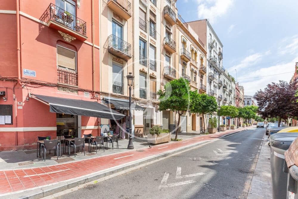 Appartement de 1 chambre à louer à Valence ville - 1 500 € (Ref: 10005719)