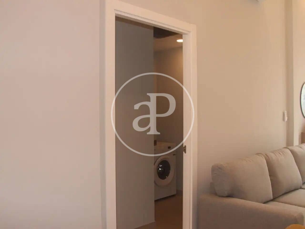 Appartement de 1 chambre à louer à Valence ville - 1 500 € (Ref: 10005719)