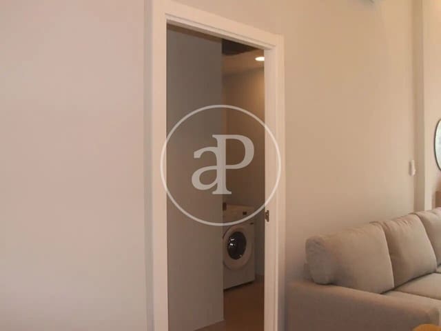 1 sovrum Lägenhet att hyra i Russafa, Valencia stad - 1 500 € (Ref: 10005719)
