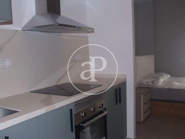 1 sovrum Lägenhet att hyra i Russafa, Valencia stad - 1 500 € (Ref: 10005719)