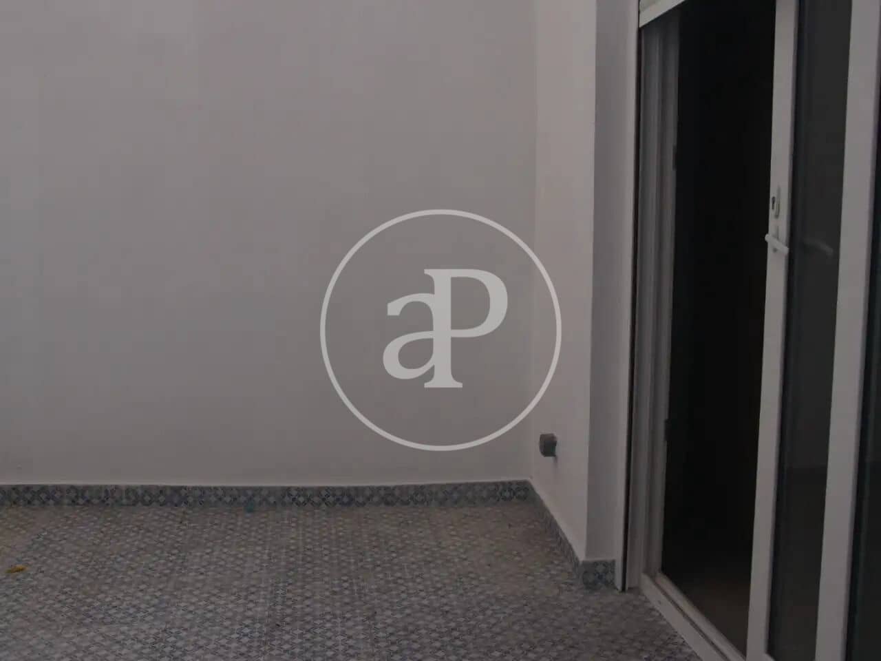 Appartement de 1 chambre à louer à Valence ville - 1 500 € (Ref: 10005719)