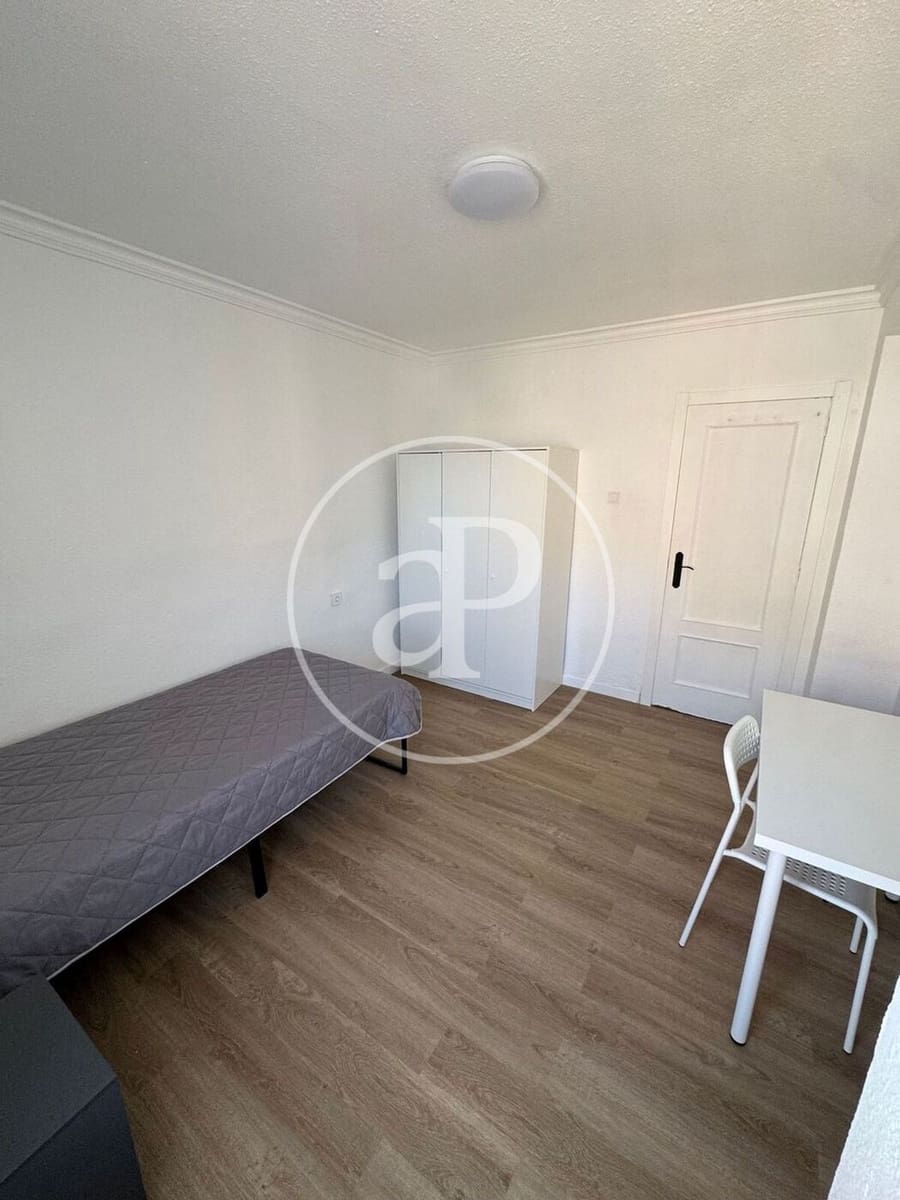 3 soveværelse Lejlighed til leje i Valencia by - € 1.500 (Ref: 10005720)