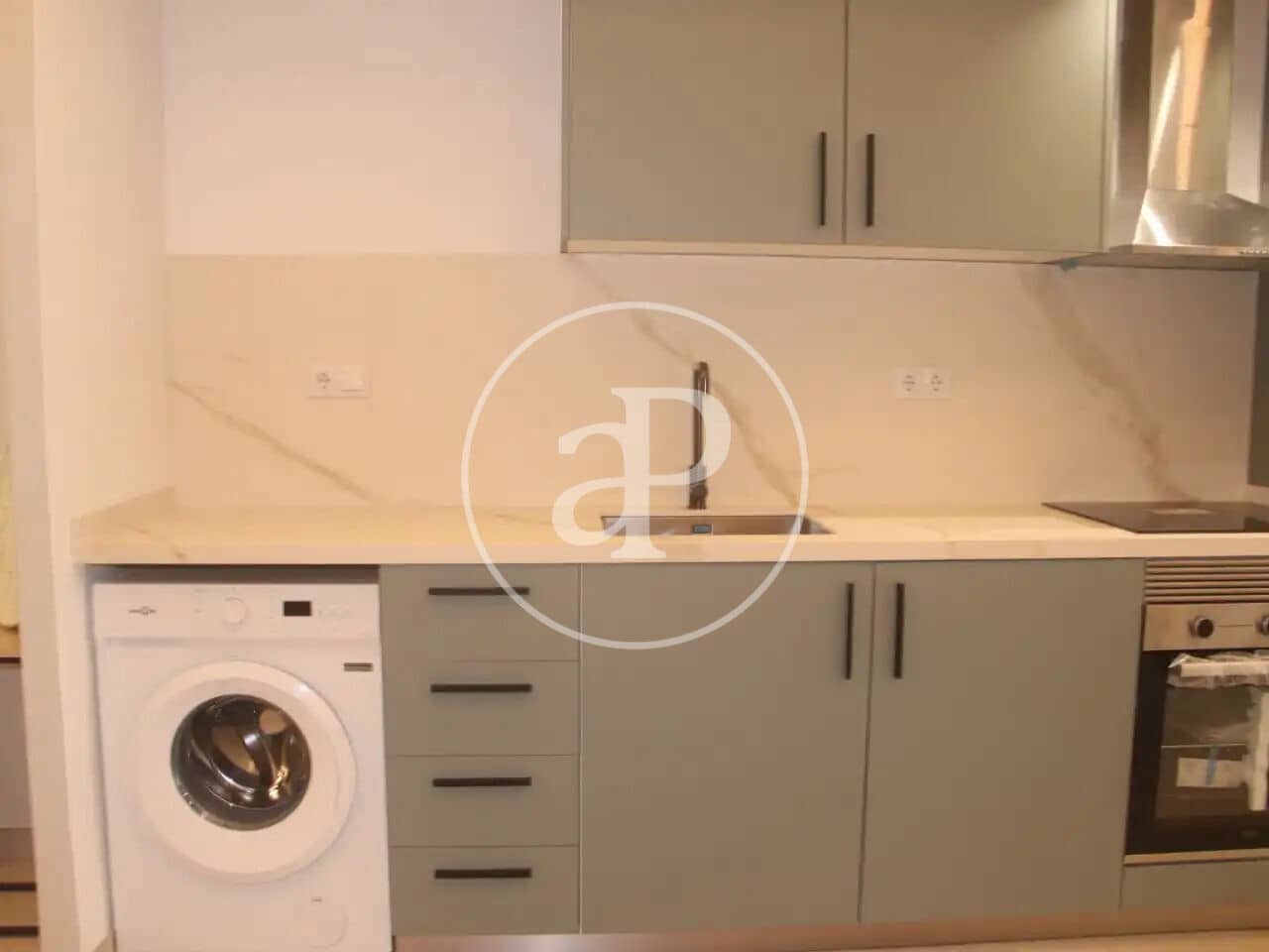 1 sovrum Lägenhet att hyra i Valencia stad - 1 500 € (Ref: 10005721)