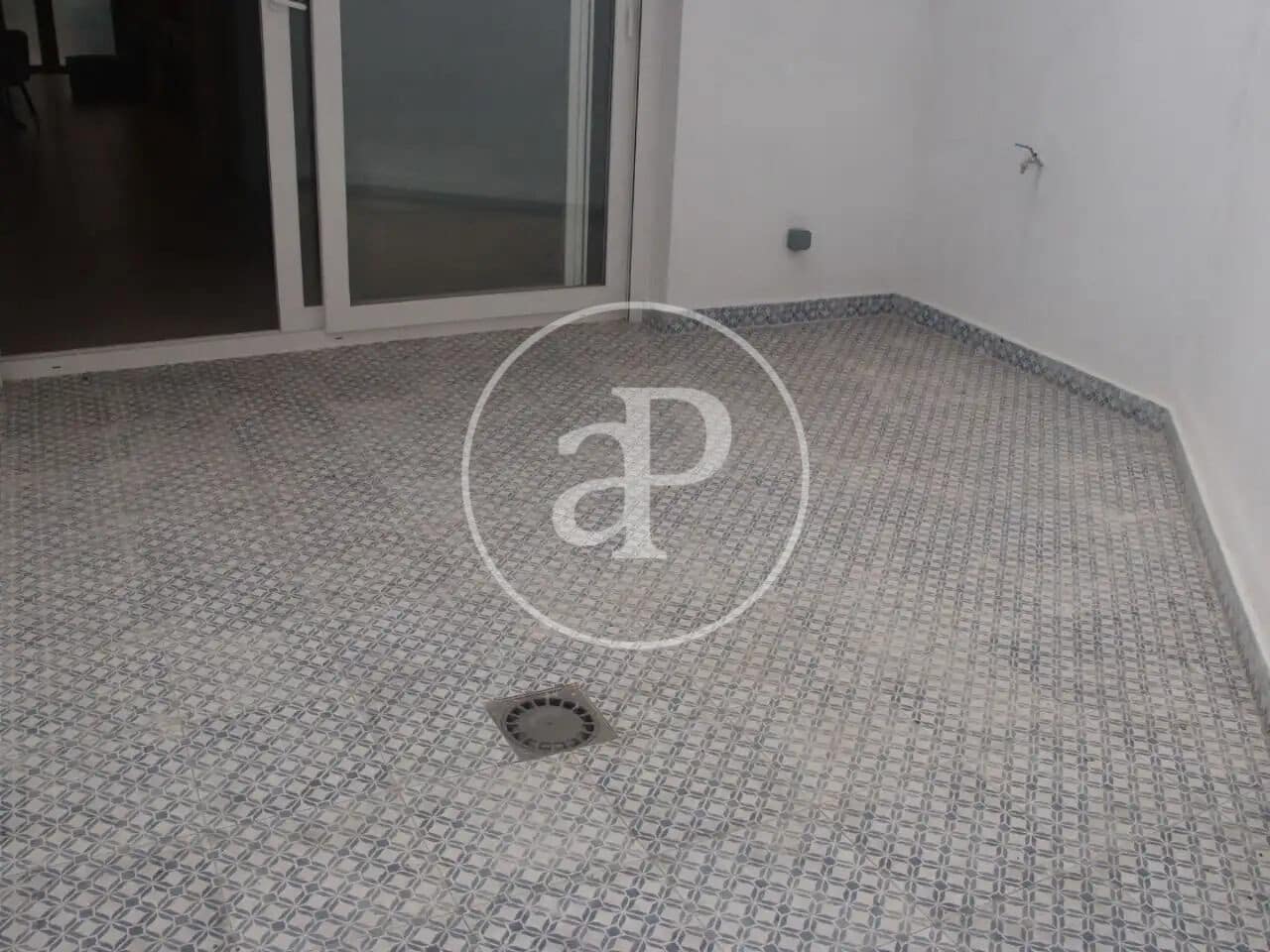 1 sovrum Lägenhet att hyra i Valencia stad - 1 500 € (Ref: 10005721)