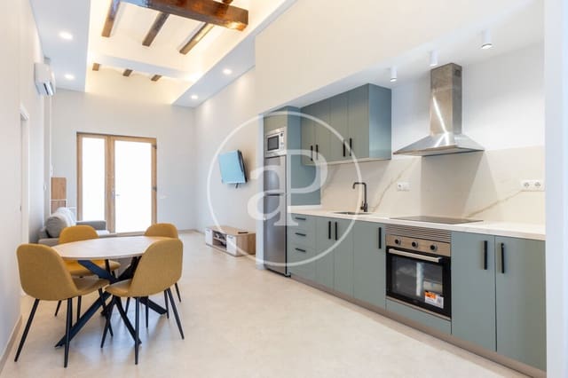 1 slaapkamer Appartement te huur in Russafa, Valencia stad - € 1.500 (Ref: 10005721)