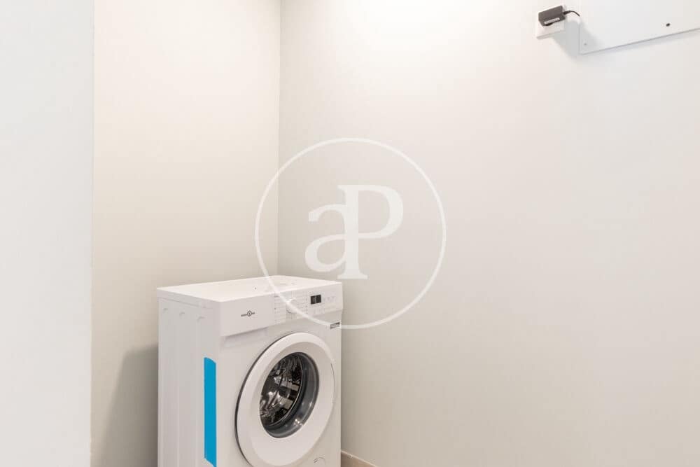 Appartement de 1 chambre à louer à Valence ville - 1 500 € (Ref: 10005721)