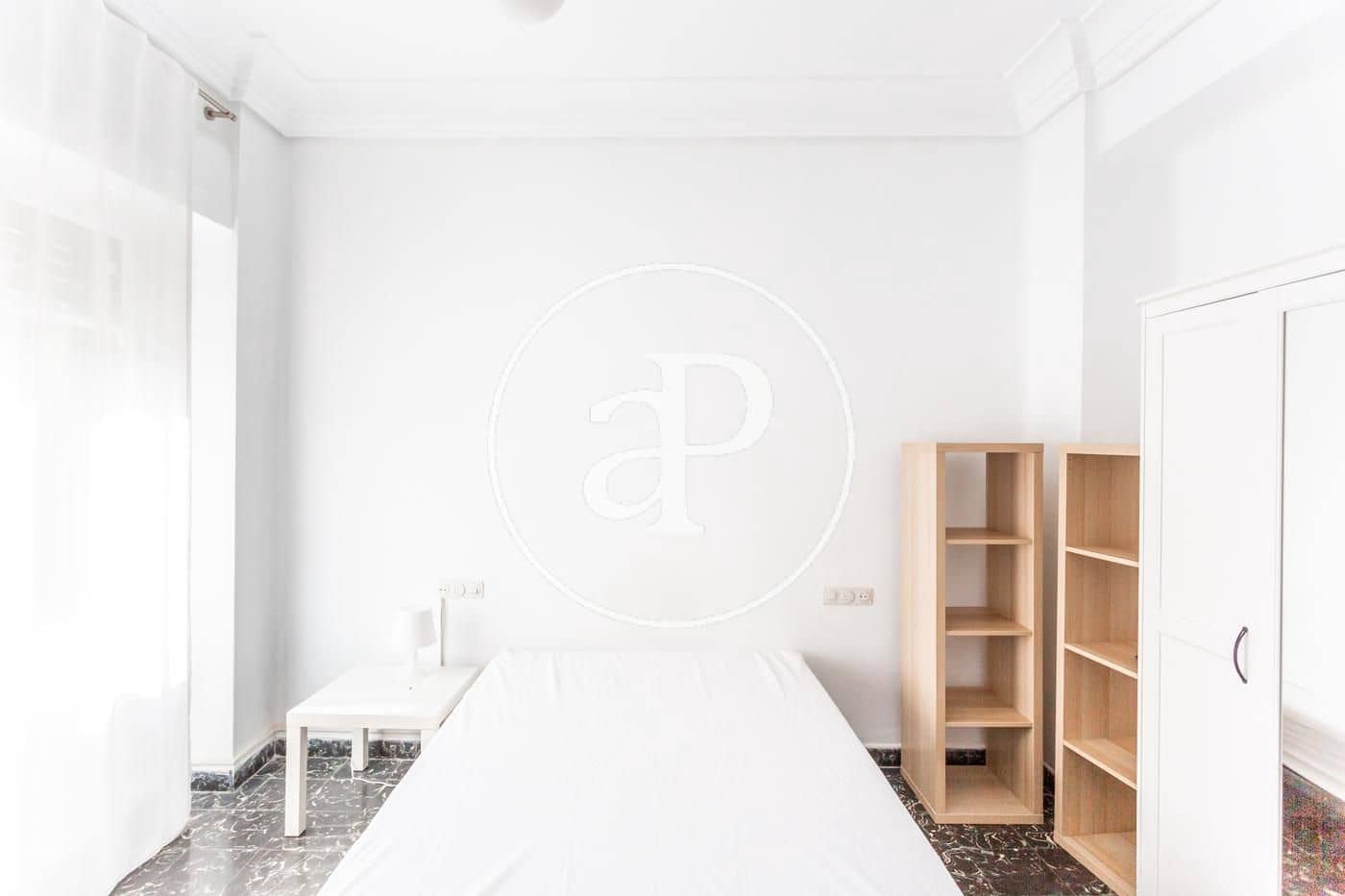 3 slaapkamer Appartement te huur in Valencia stad - € 1.400 (Ref: 10005722)
