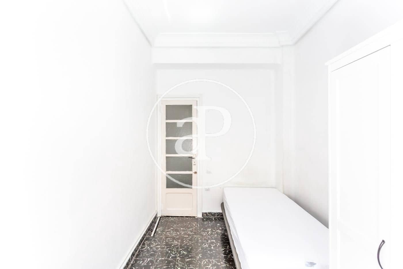 3 slaapkamer Appartement te huur in Valencia stad - € 1.400 (Ref: 10005722)