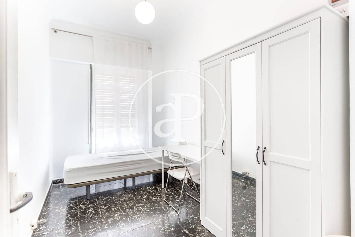 3 slaapkamer Appartement te huur in Valencia stad - € 1.400 (Ref: 10005722)