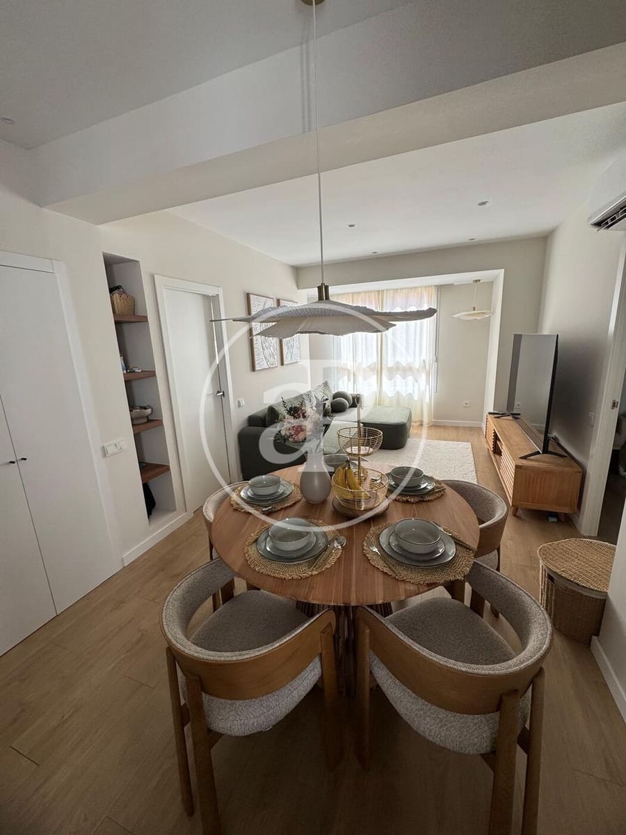 3 sovrum Lägenhet att hyra i Valencia stad - 2 500 € (Ref: 10005724)