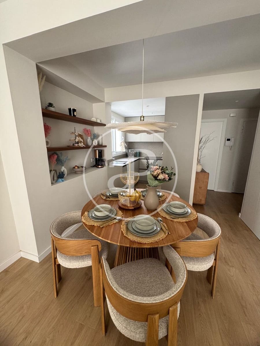 3 sovrum Lägenhet att hyra i Valencia stad - 2 500 € (Ref: 10005724)