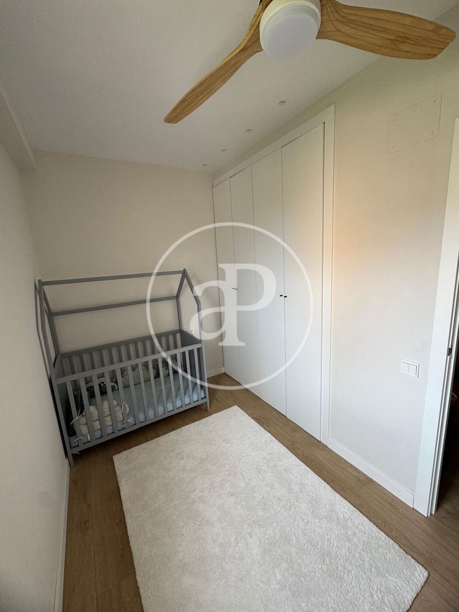 3 sovrum Lägenhet att hyra i Valencia stad - 2 500 € (Ref: 10005724)