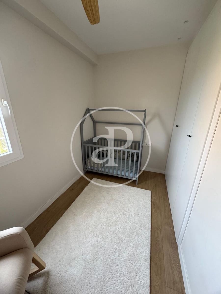 3 sovrum Lägenhet att hyra i Valencia stad - 2 500 € (Ref: 10005724)