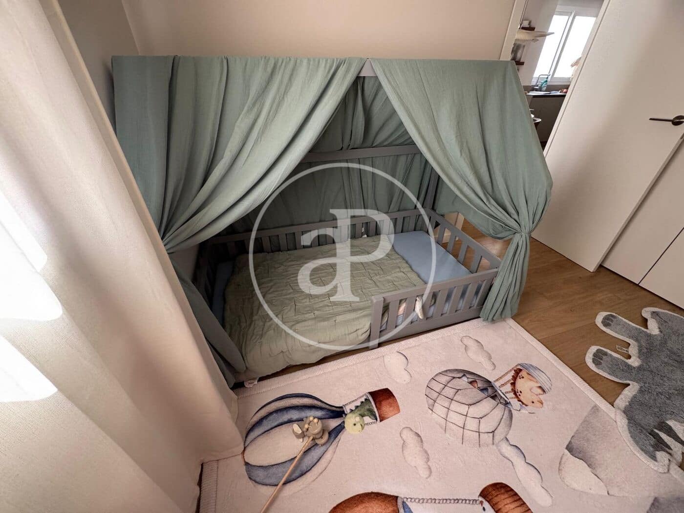 3 sovrum Lägenhet att hyra i Valencia stad - 2 500 € (Ref: 10005724)