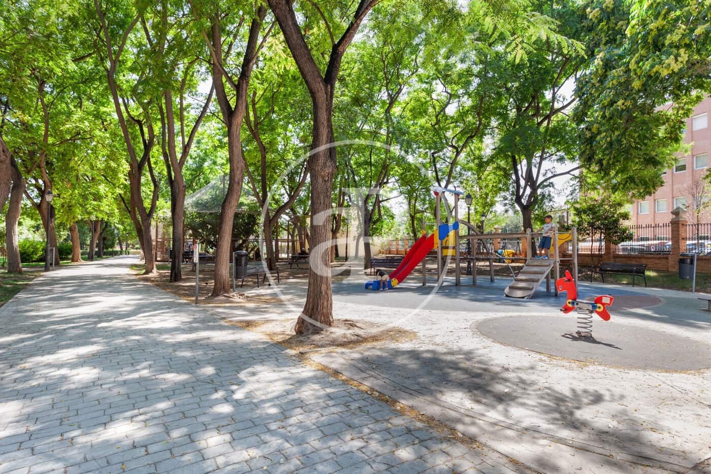 3 sovrum Lägenhet att hyra i Valencia stad - 2 500 € (Ref: 10005724)