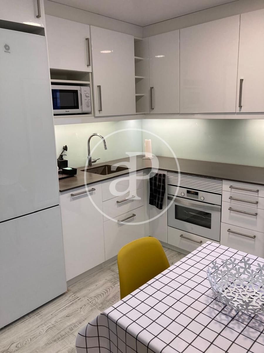 2 soveværelse Lejlighed til leje i Valencia by - € 1.800 (Ref: 10005725)