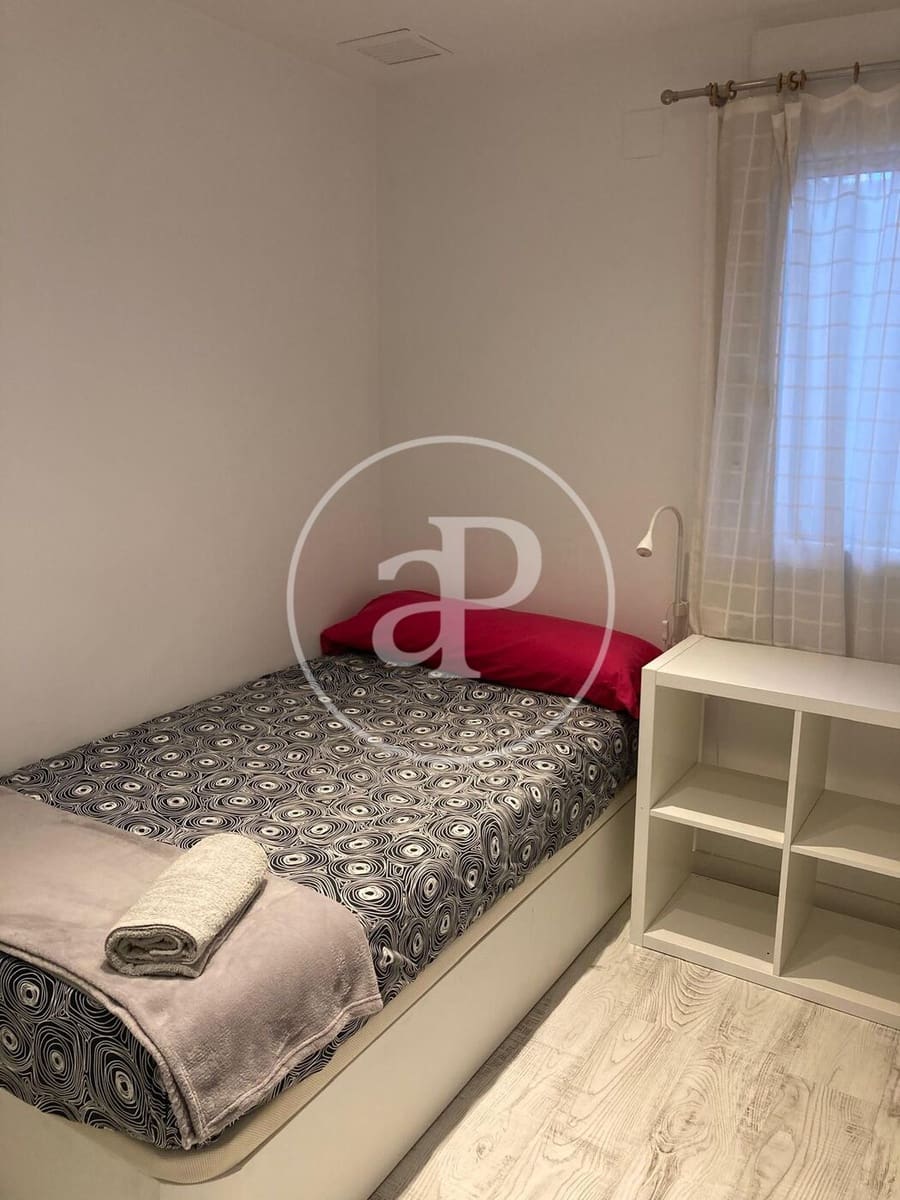 2 soveværelse Lejlighed til leje i Valencia by - € 1.800 (Ref: 10005725)