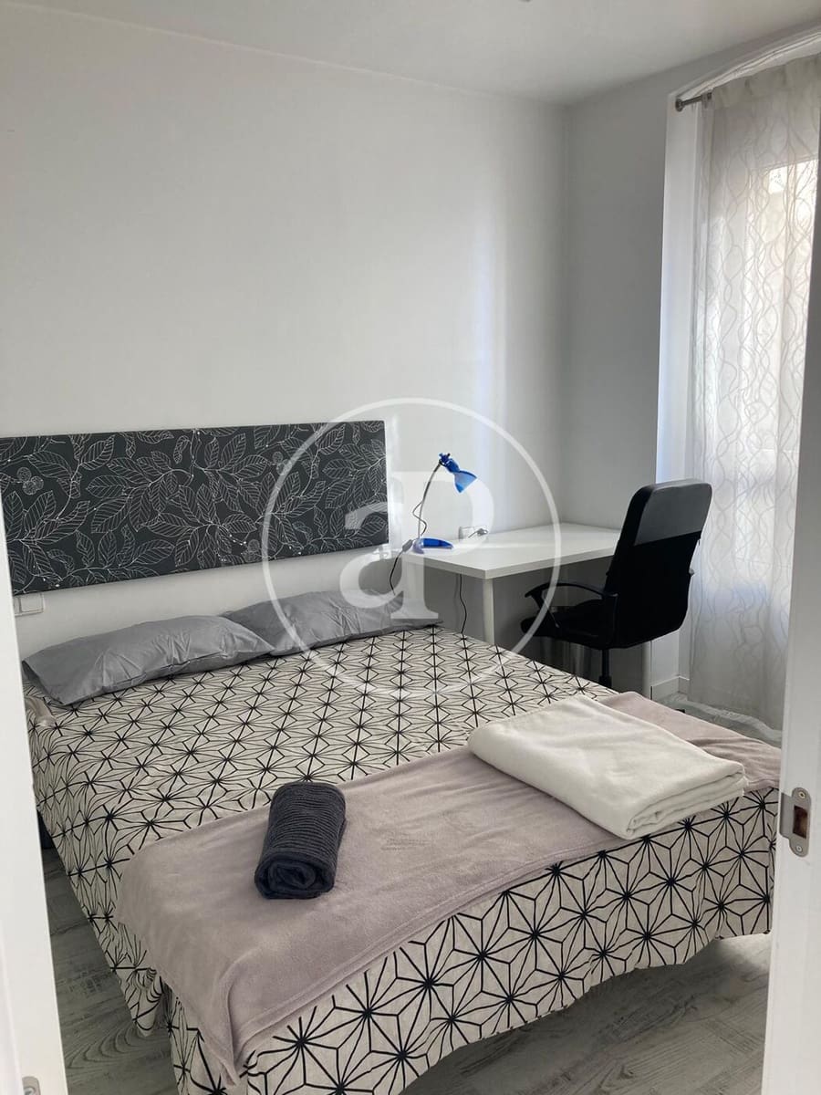 2 soveværelse Lejlighed til leje i Valencia by - € 1.800 (Ref: 10005725)