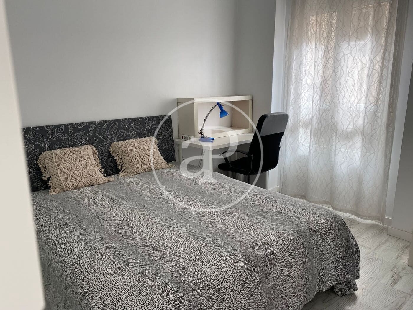 2 soveværelse Lejlighed til leje i Valencia by - € 1.800 (Ref: 10005725)