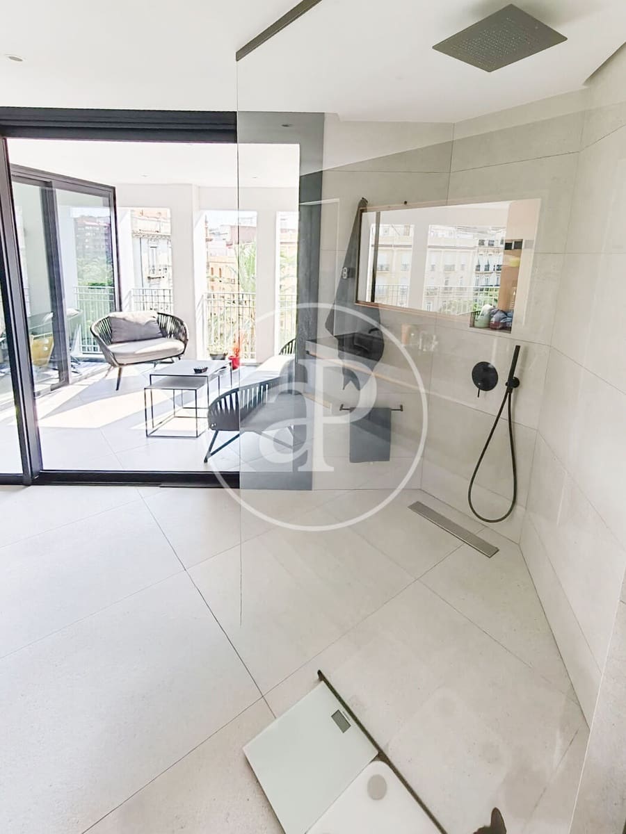 2 camera da letto Appartamento da affittare in Valencia citta - 3.000 € (Rif: 10011544)