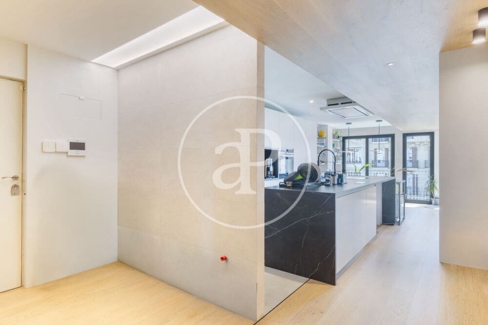 Appartement de 2 chambres à louer à Valence ville - 3 000 € (Ref: 10011544)