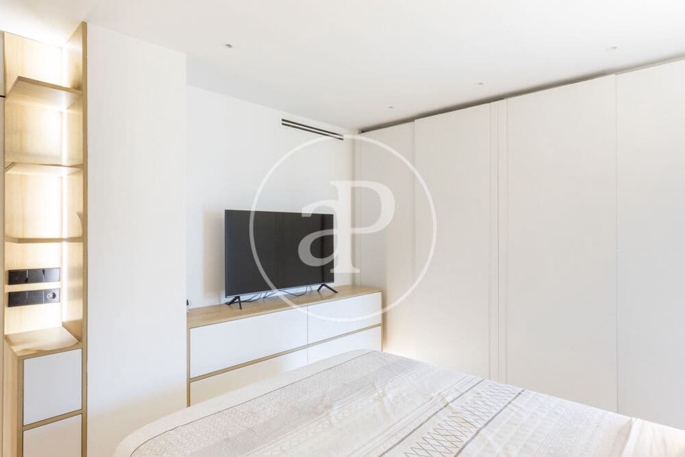Appartement de 2 chambres à louer à Valence ville - 3 000 € (Ref: 10011544)