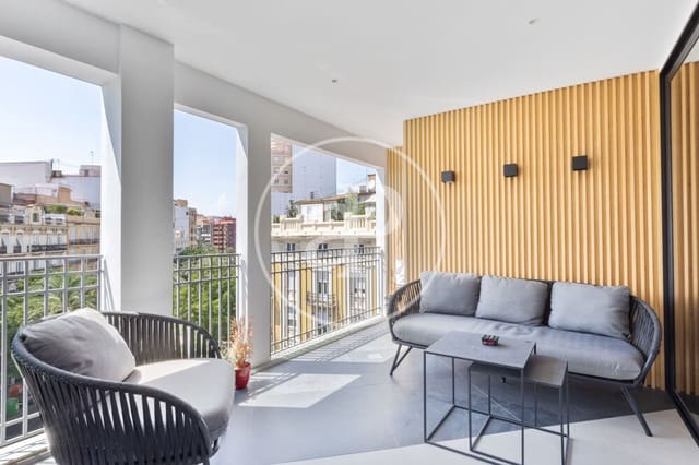 2 quarto Apartamento para arrendar em Russafa, Valência cidade - 3 000 € (Ref: 10011544)