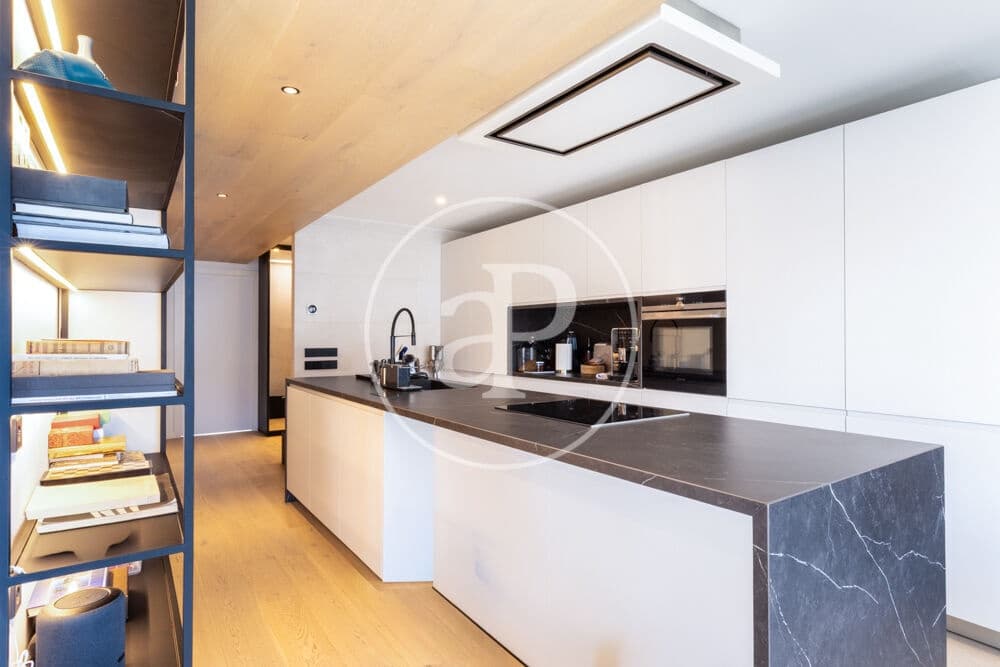 Appartement de 2 chambres à louer à Valence ville - 3 000 € (Ref: 10011544)