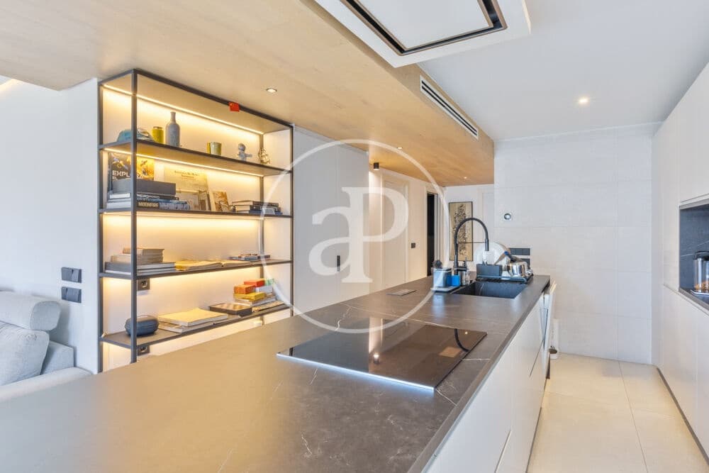 Appartement de 2 chambres à louer à Valence ville - 3 000 € (Ref: 10011544)
