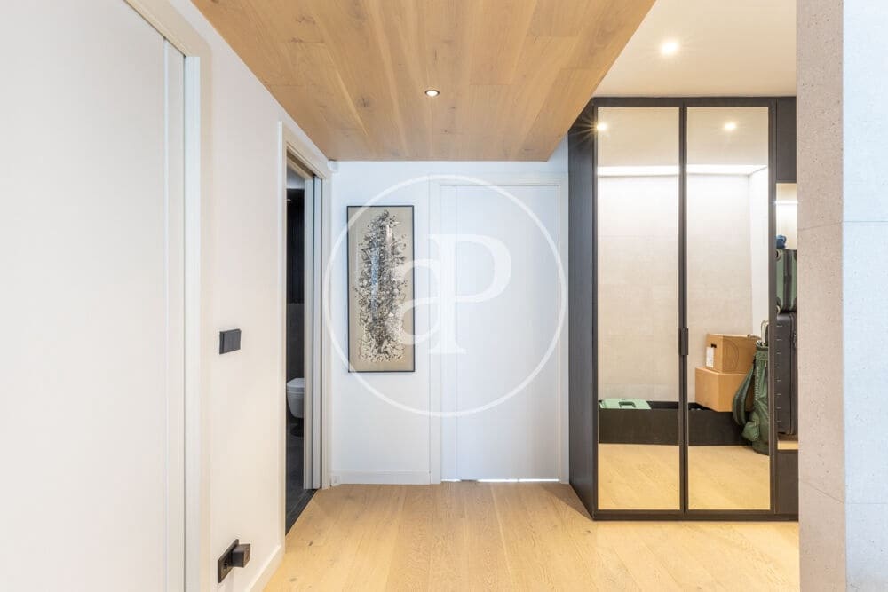 Appartement de 2 chambres à louer à Valence ville - 3 000 € (Ref: 10011544)