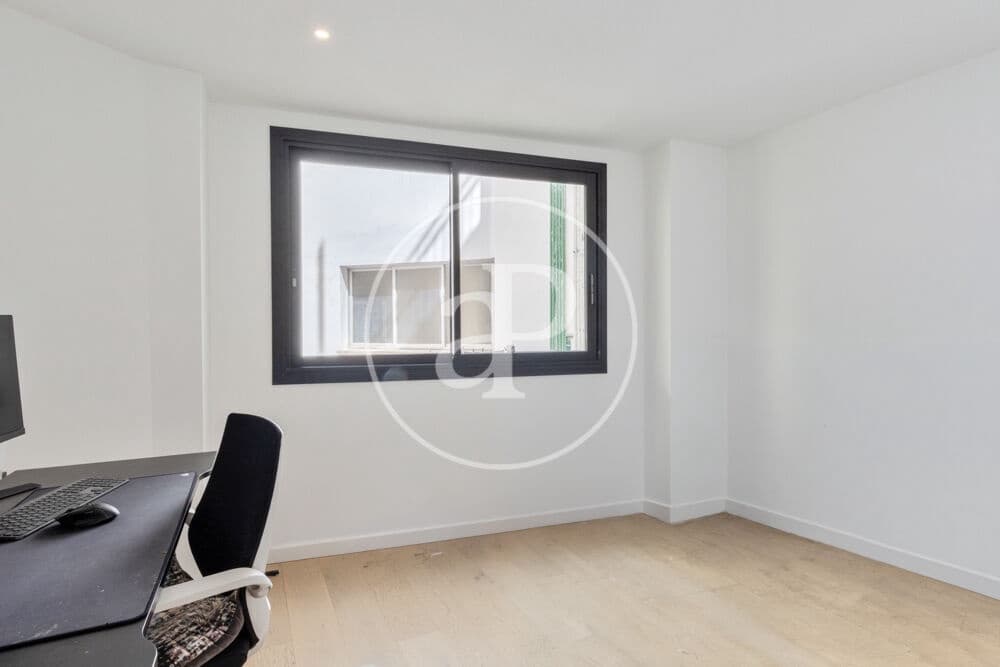 Appartement de 2 chambres à louer à Valence ville - 3 000 € (Ref: 10011544)