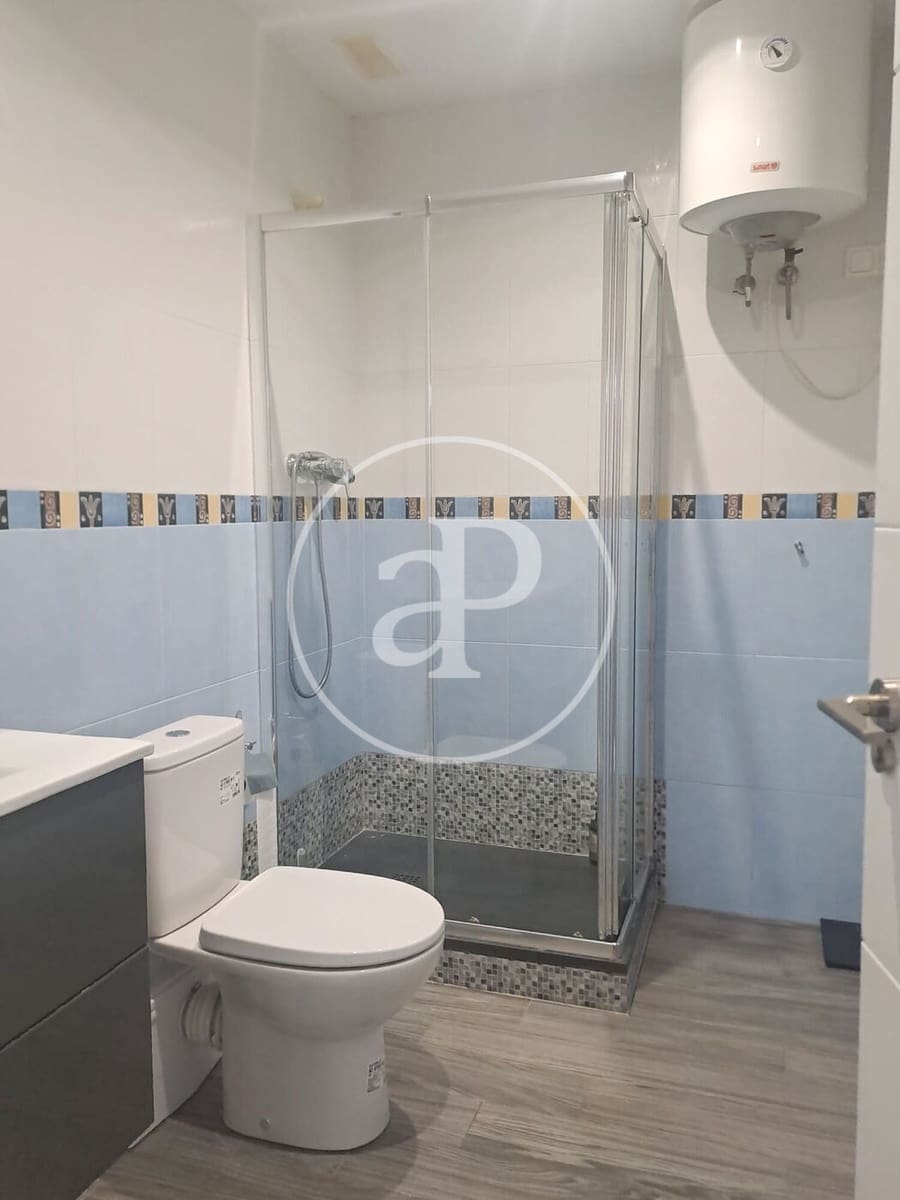 Appartement de 2 chambres à louer à Arenales del Sol - 1 100 € (Ref: 10013427)