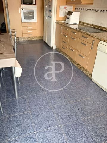 7 soveværelse Lejlighed til salg i Vila-real - € 480.000 (Ref: 10013428)