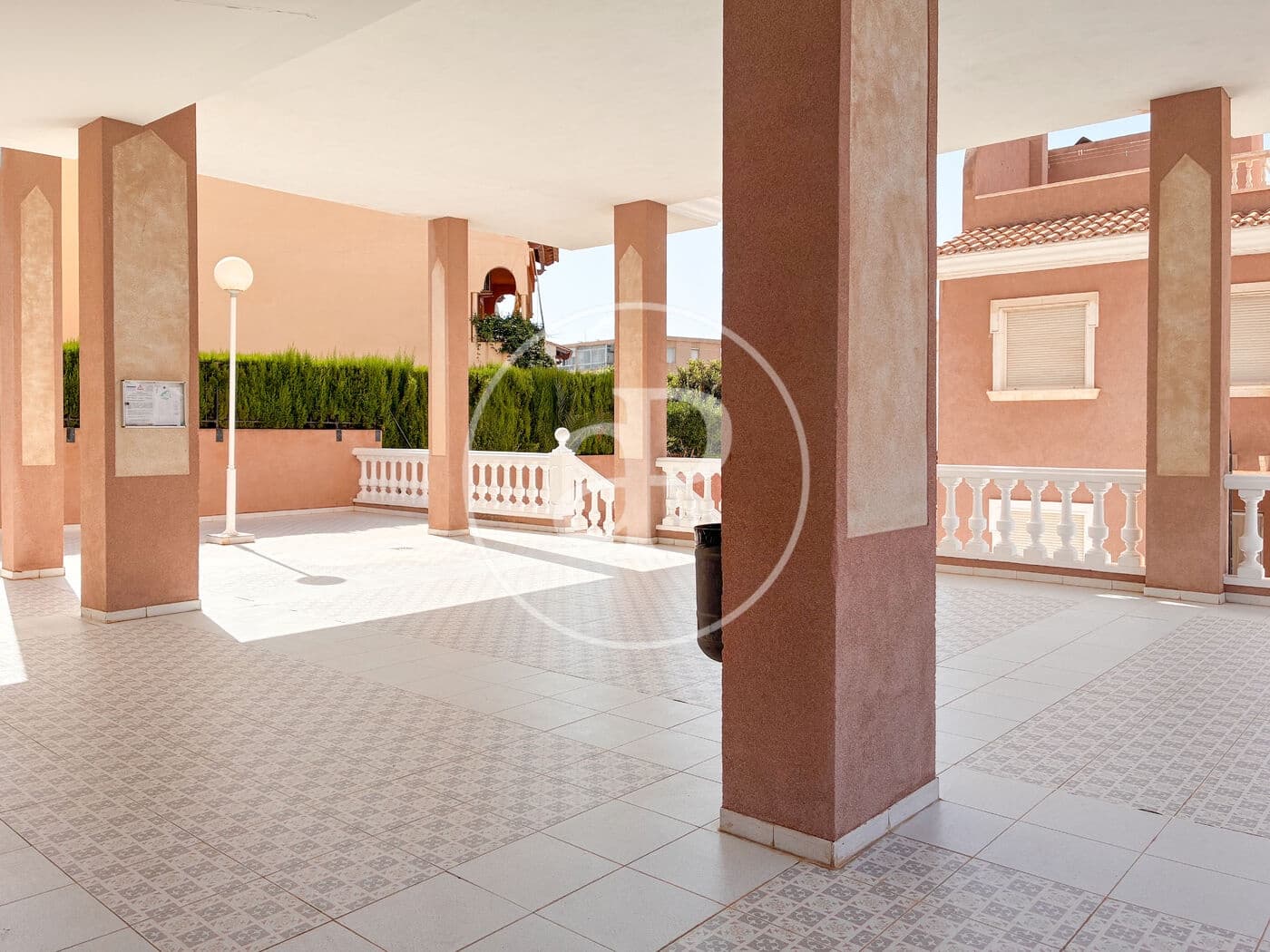 3 bedroom Apartment for rent in Alicante / Alacant city with pool - € 1,200 (Ref: 10015669)