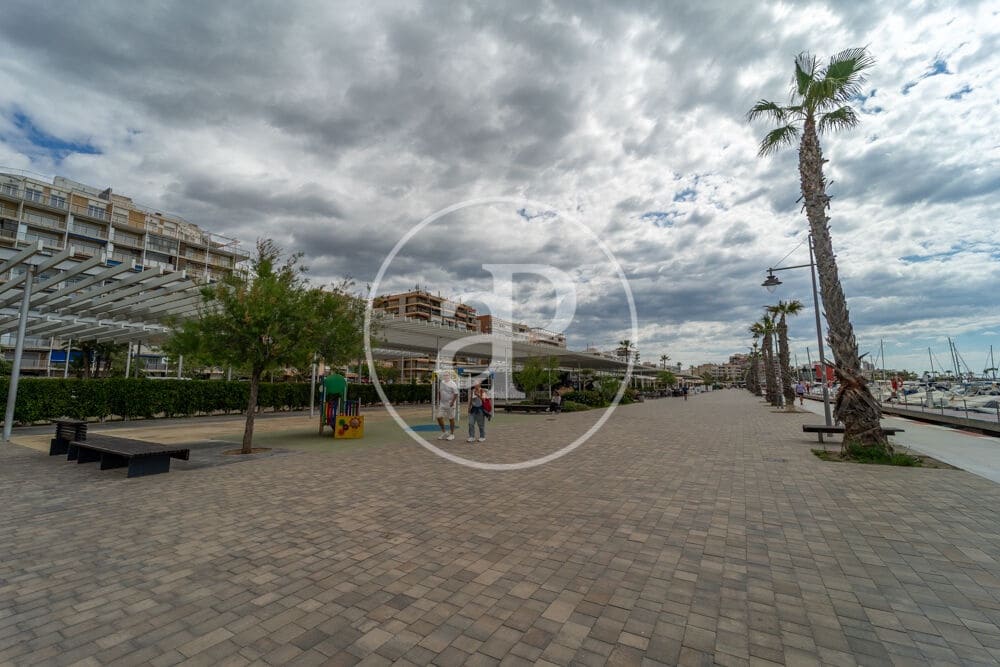 3 bedroom Apartment for rent in Alicante / Alacant city with pool - € 1,200 (Ref: 10015669)