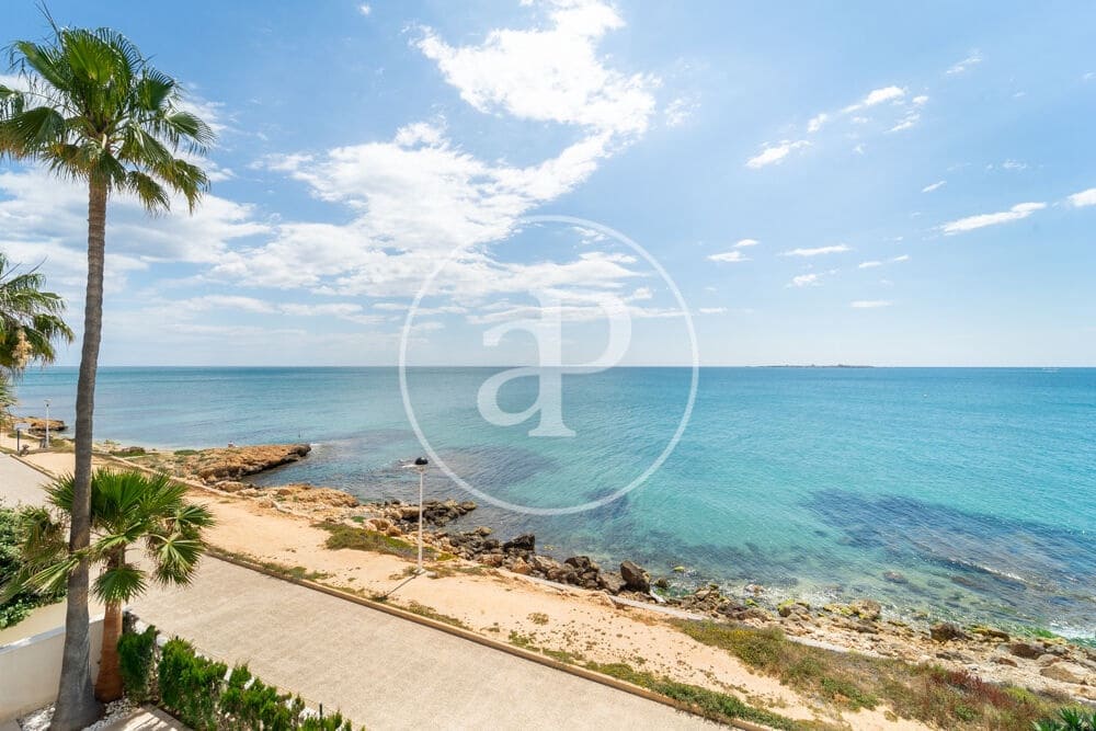 3 bedroom Apartment for rent in Alicante / Alacant city with pool - € 1,200 (Ref: 10015669)
