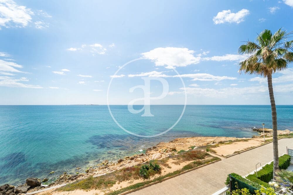 3 bedroom Apartment for rent in Alicante / Alacant city with pool - € 1,200 (Ref: 10015669)