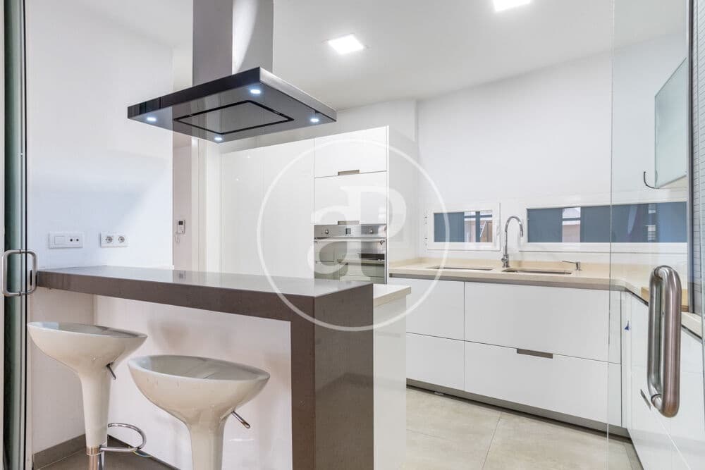 2 camera da letto Appartamento da affittare in Valencia citta - 2.000 € (Rif: 10017592)