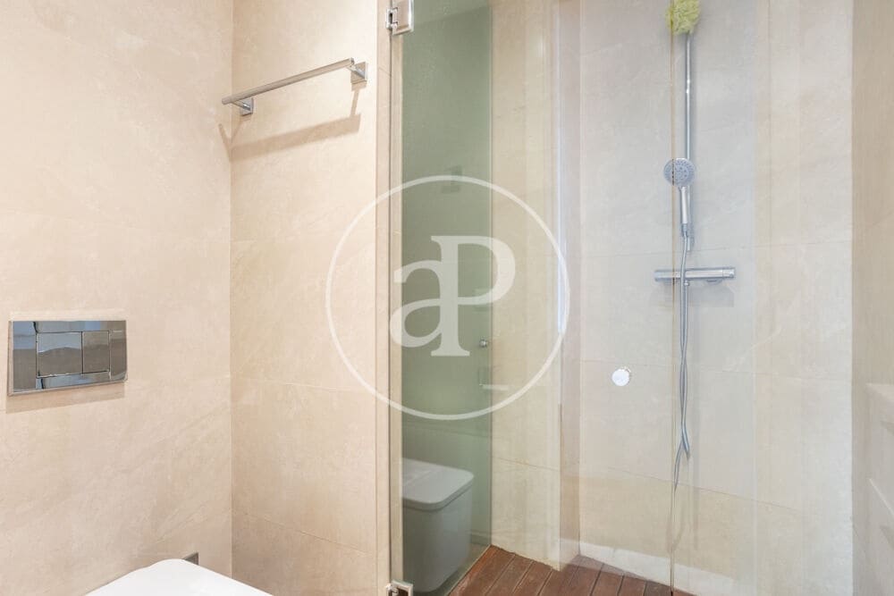 2 camera da letto Appartamento da affittare in Valencia citta - 2.000 € (Rif: 10017592)