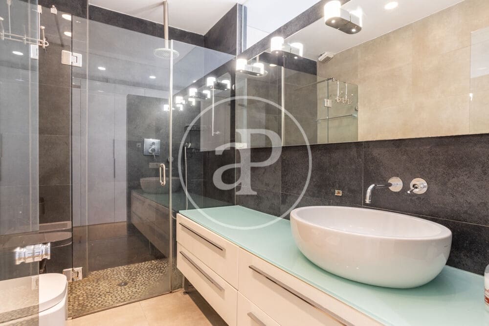 2 camera da letto Appartamento da affittare in Valencia citta - 2.000 € (Rif: 10017592)