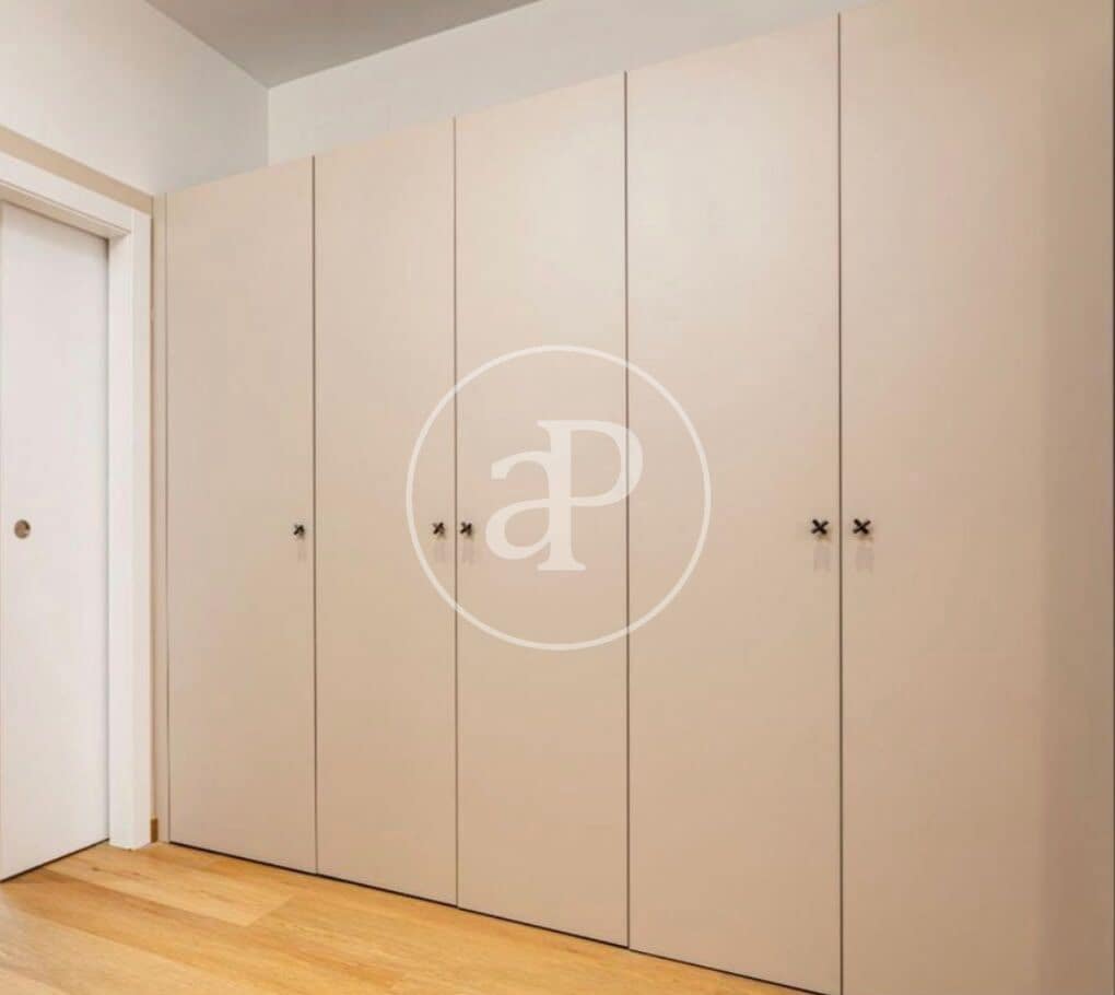 2 camera da letto Appartamento da affittare in Valencia citta - 2.400 € (Rif: 10017594)
