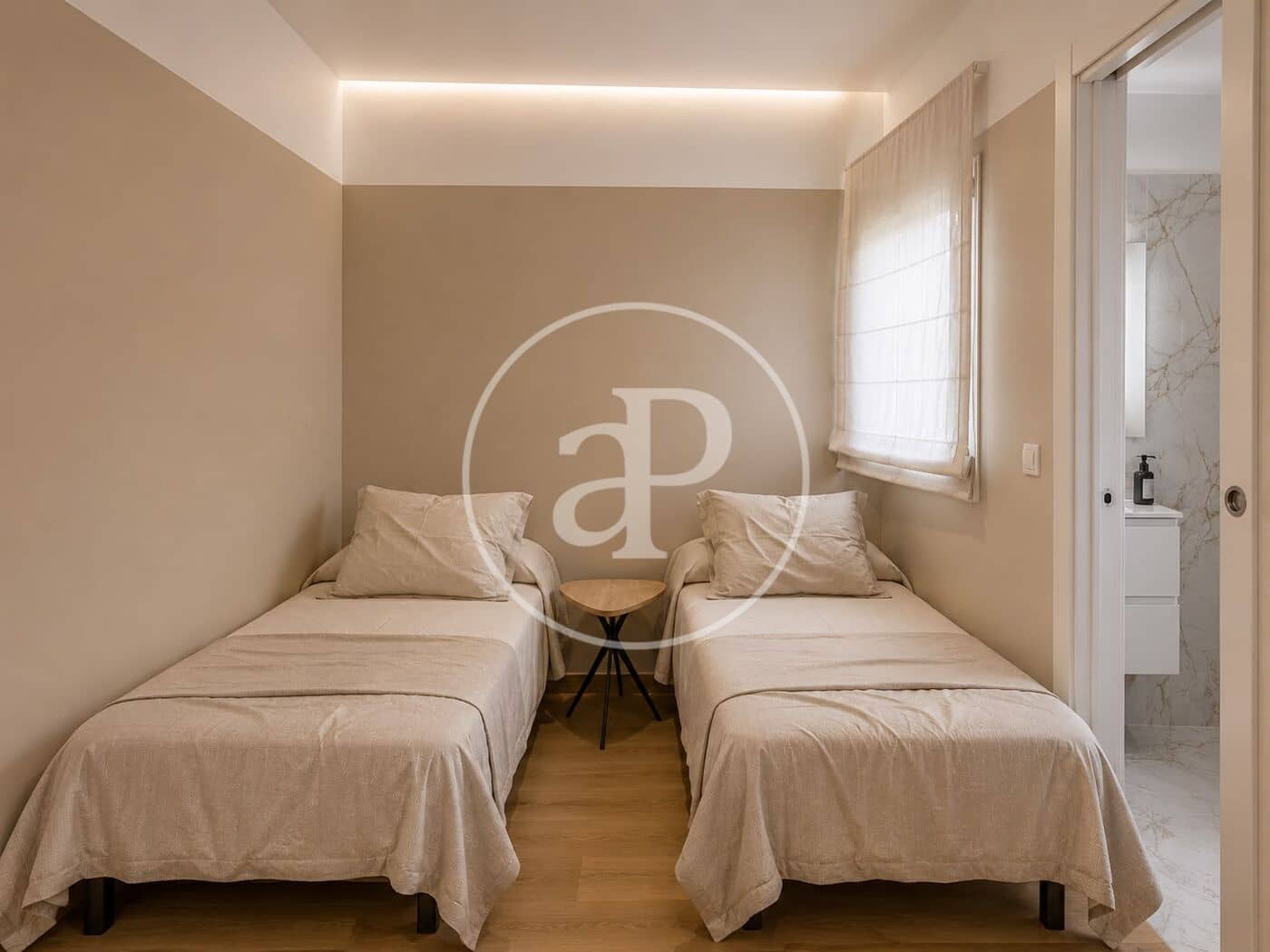 2 camera da letto Appartamento da affittare in Valencia citta - 2.400 € (Rif: 10017594)